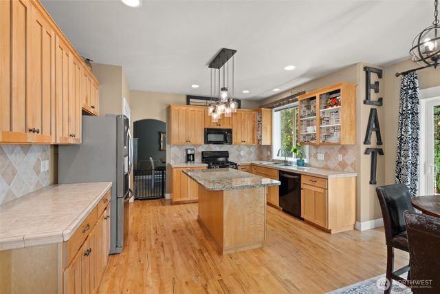 1425 Rockcreek Lane SW, Tumwater, WA 98512