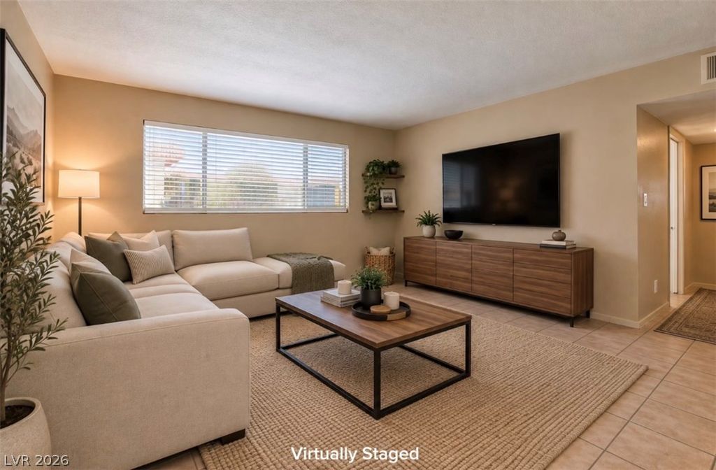 212 Orland Street 29, Las Vegas, NV 89107 — photo 2