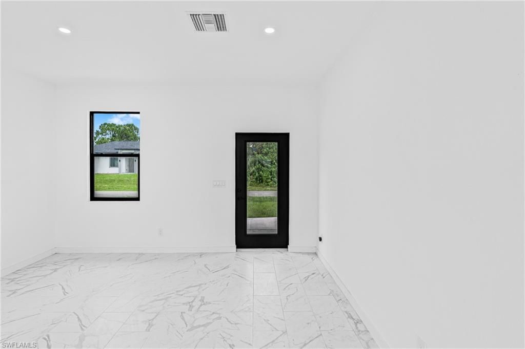 2807 6th ST SW, LEHIGH ACRES, FL 33976 — photo 5