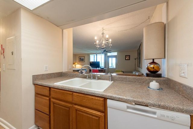 2617 COVE CAY DRIVE 206, Clearwater, FL 33760