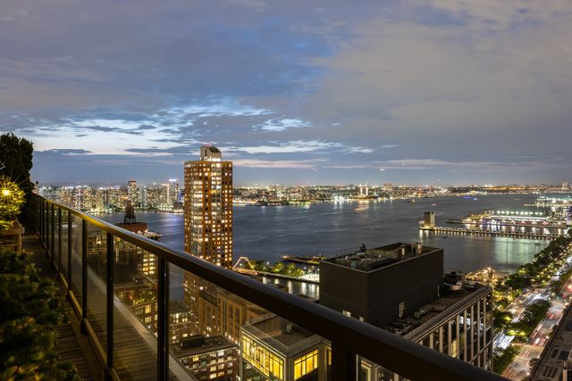 101 WARREN Street PH3450, New York City, NY 10013