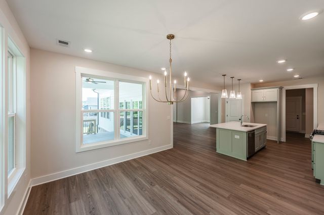 330 Thoroughbred Ln, Hartsville, TN 37074