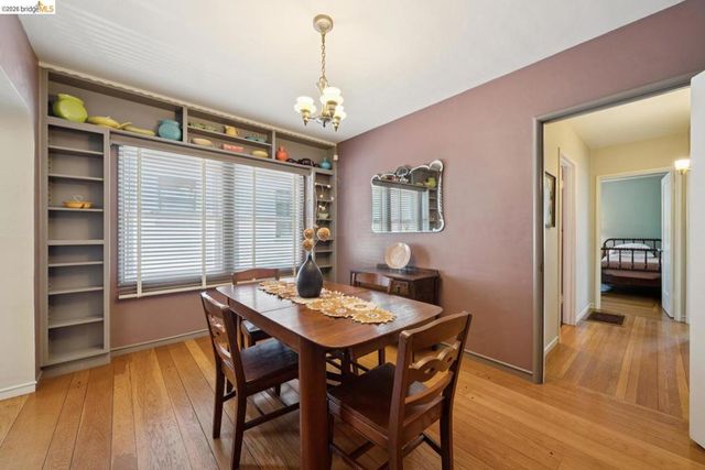 200 W Broadmoor BLVD, San Leandro, CA 94577
