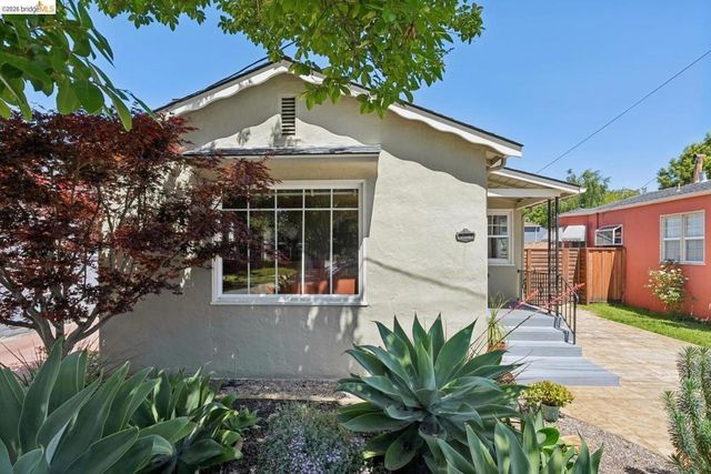200 W Broadmoor BLVD, San Leandro, CA 94577