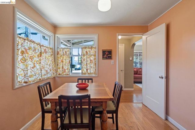 200 W Broadmoor BLVD, San Leandro, CA 94577