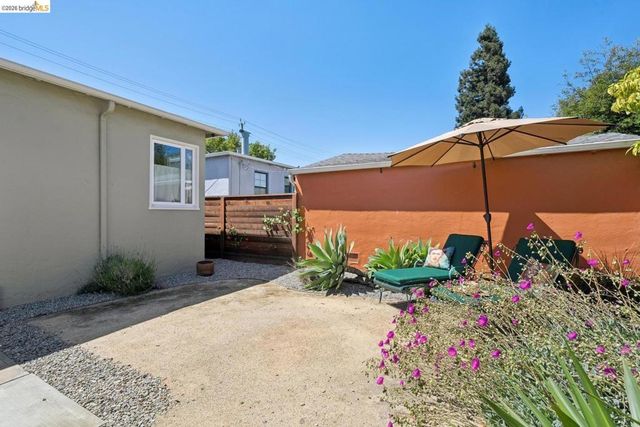 200 W Broadmoor BLVD, San Leandro, CA 94577