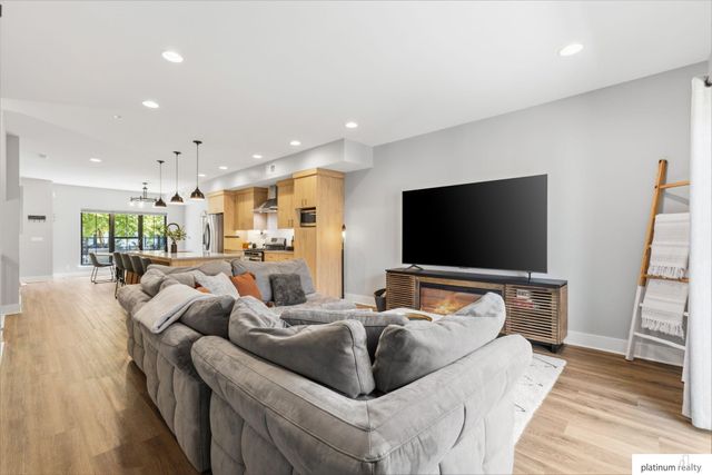 1007 Park Avenue, Omaha, NE 68105