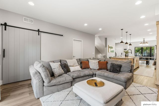 1007 Park Avenue, Omaha, NE 68105