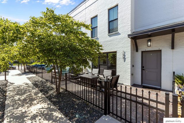 1007 Park Avenue, Omaha, NE 68105