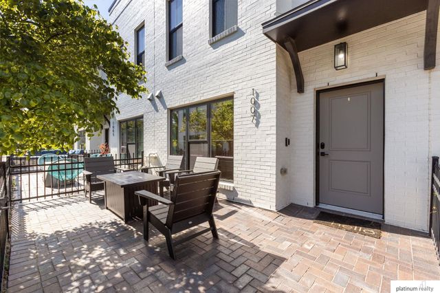1007 Park Avenue, Omaha, NE 68105