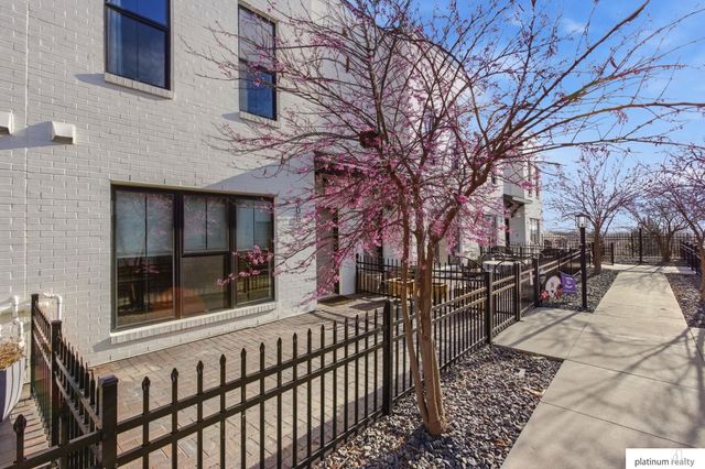 1007 Park Avenue, Omaha, NE 68105