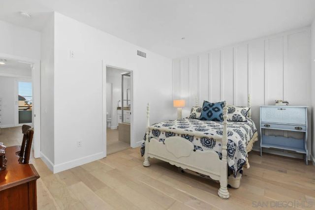 401 N Coast Hwy 210, Oceanside, CA 92054