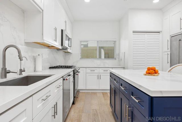 401 N Coast Hwy 210, Oceanside, CA 92054