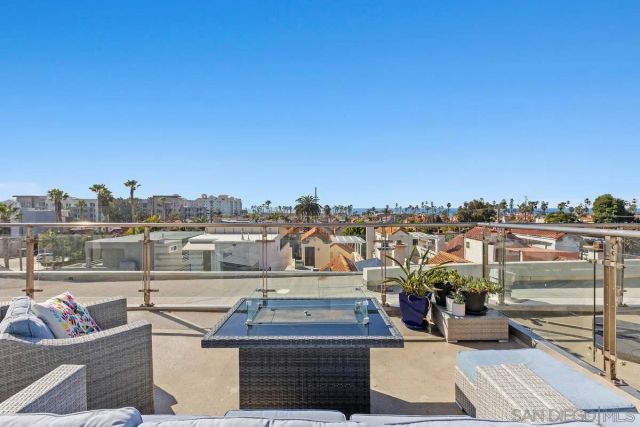 401 N Coast Hwy 210, Oceanside, CA 92054