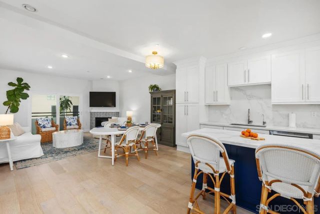 401 N Coast Hwy 210, Oceanside, CA 92054