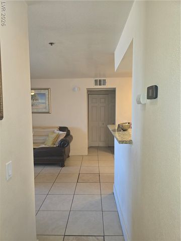 4200 South Valley View Boulevard 2117, Las Vegas, NV 89103