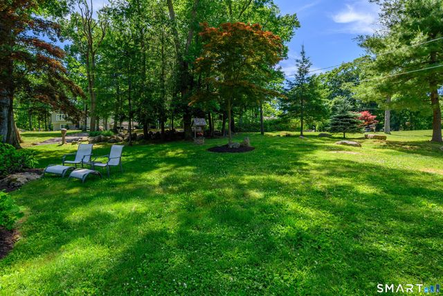 34 Dick Finn Road, New Fairfield, CT 06812