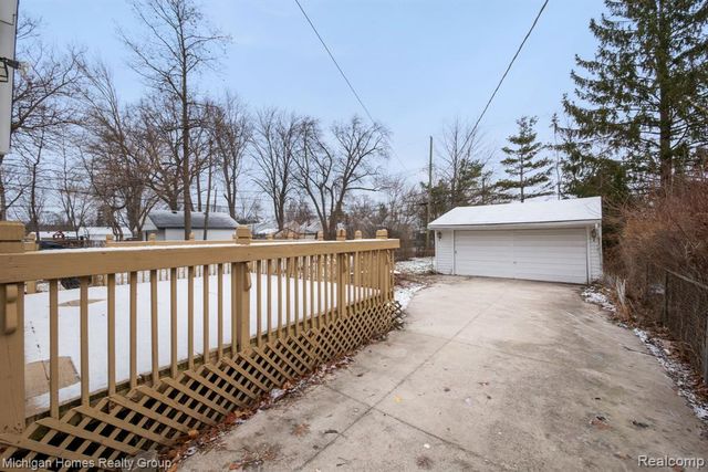 3110 N Connecticut Avenue, Royal Oak, MI 48073