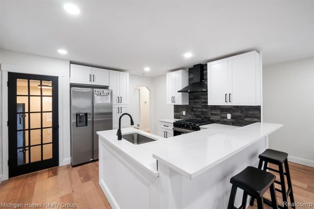 3110 N Connecticut Avenue, Royal Oak, MI 48073