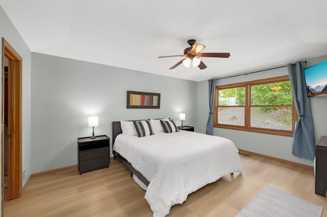 12769 Diamond Path, Apple Valley, MN 55124
