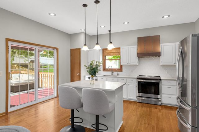 12769 Diamond Path, Apple Valley, MN 55124