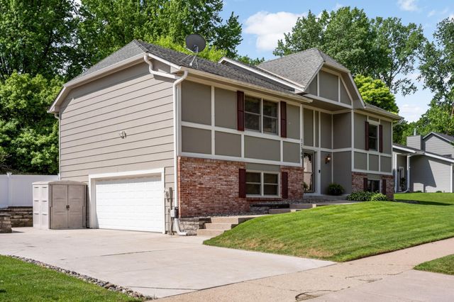 12769 Diamond Path, Apple Valley, MN 55124