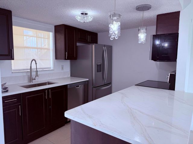 6347 LA COSTA Drive B, Boca Raton, FL 33433