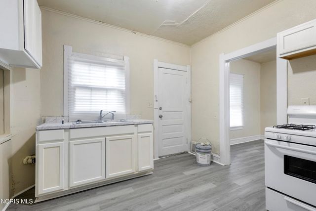 754 Spencer Street, Toledo, OH 43609