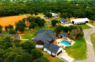 208 Sheperds Way, Blanchard, OK 73010