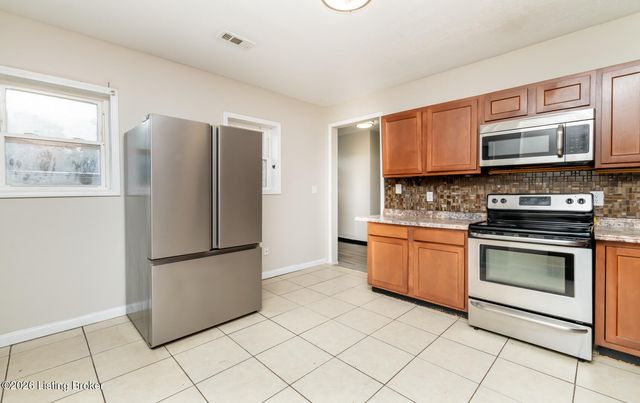 2007 Bank St, Louisville, KY 40203