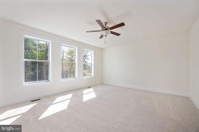 312 EVERMORE LN, Stafford, VA 22554