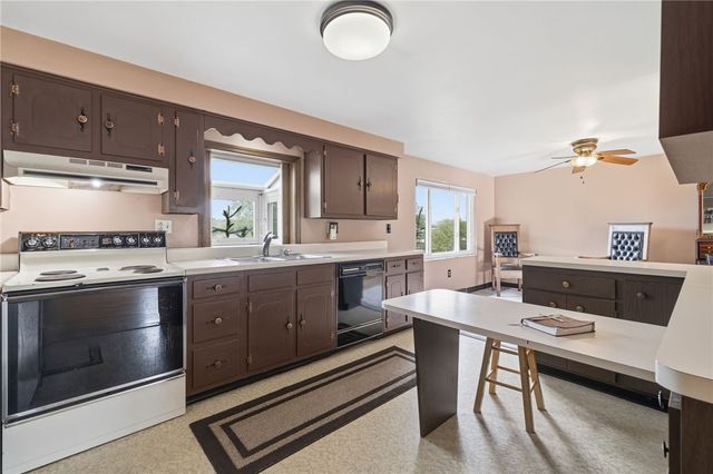 6 Milbeck Drive, N Franklin Twp, PA 15301