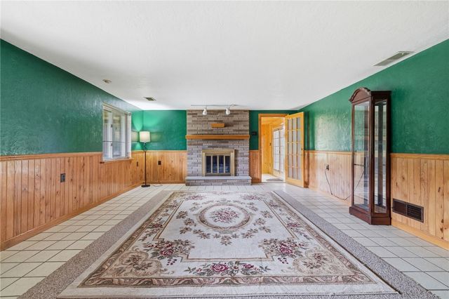 6 Milbeck Drive, N Franklin Twp, PA 15301
