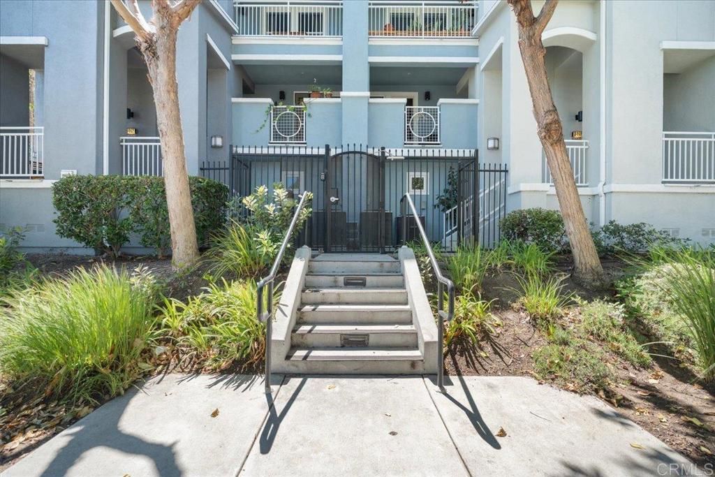 3464 Spring Tide, San Diego, CA 92110 — exterior