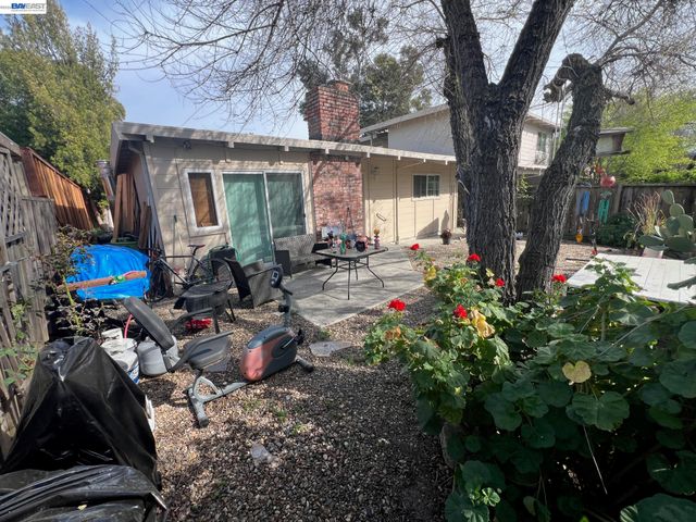 1594 Morgan, Walnut Creek, CA 94596