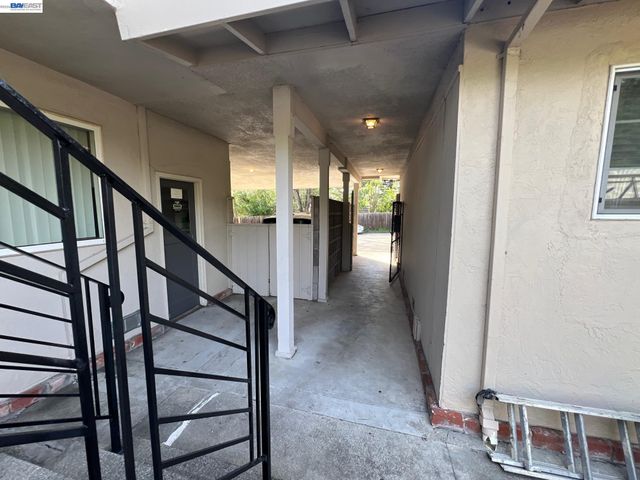 1594 Morgan, Walnut Creek, CA 94596