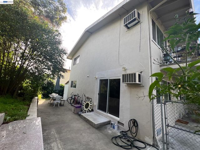 1594 Morgan, Walnut Creek, CA 94596