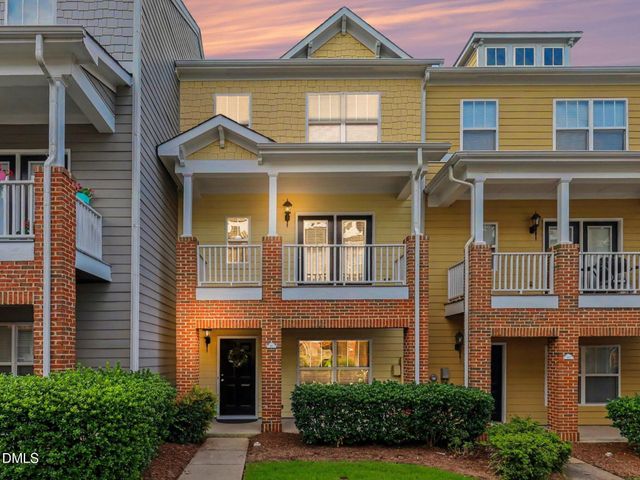 311 Kinellan Lane, Cary, NC 27519
