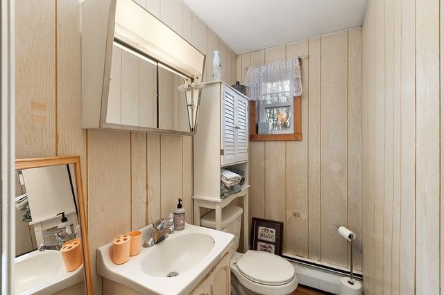 100 Fairwood Dr, Pembroke, MA 02359