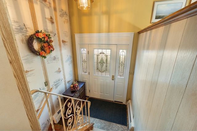 100 Fairwood Dr, Pembroke, MA 02359