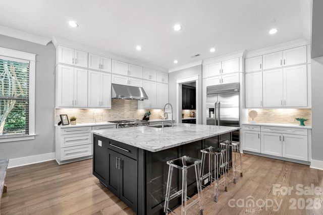 8721 Armstrong Park Drive, Charlotte, NC 28277