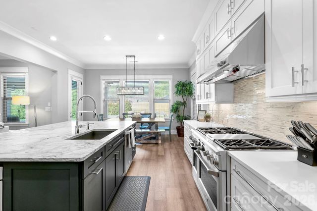 8721 Armstrong Park Drive, Charlotte, NC 28277