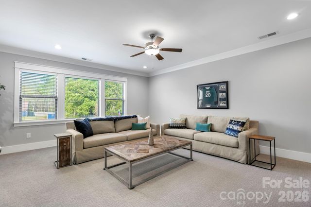 8721 Armstrong Park Drive, Charlotte, NC 28277