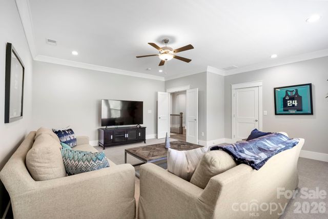 8721 Armstrong Park Drive, Charlotte, NC 28277