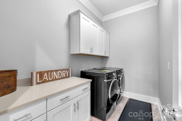 8721 Armstrong Park Drive, Charlotte, NC 28277