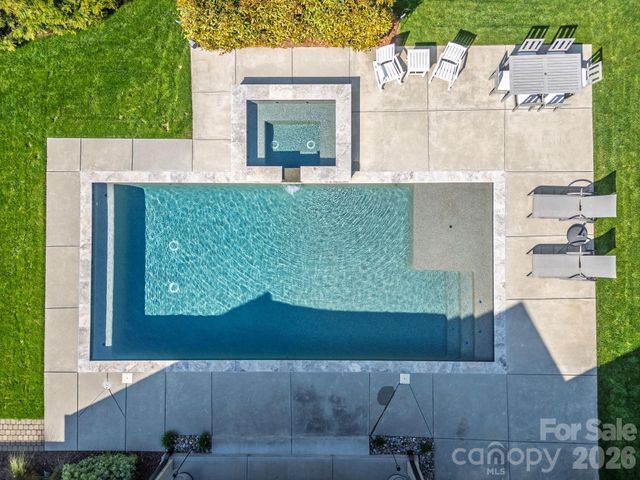 8721 Armstrong Park Drive, Charlotte, NC 28277