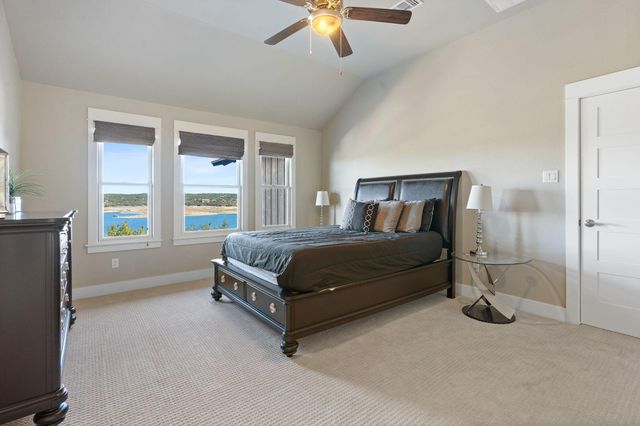 2208 Seabiscuit CV 133, Spicewood, TX 78669