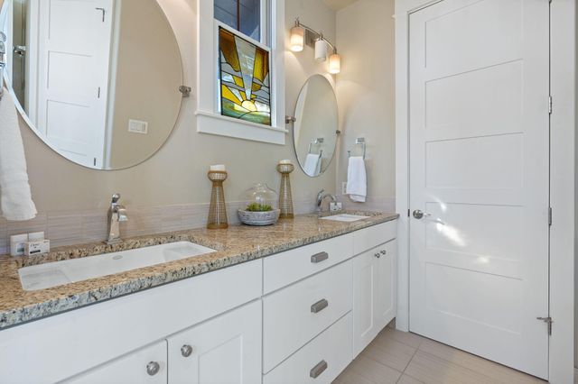 2208 Seabiscuit CV 133, Spicewood, TX 78669