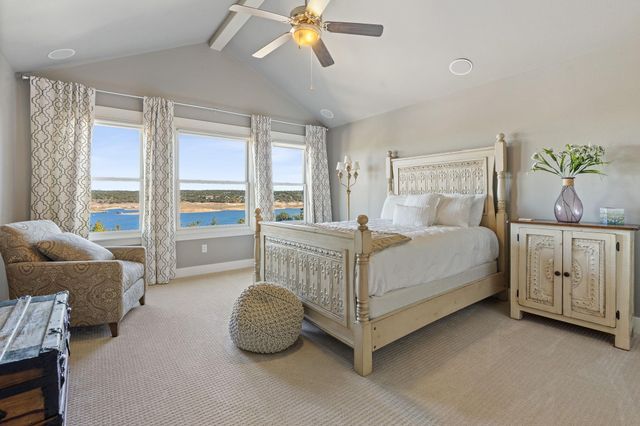 2208 Seabiscuit CV 133, Spicewood, TX 78669