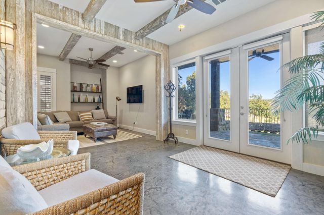 2208 Seabiscuit CV 133, Spicewood, TX 78669